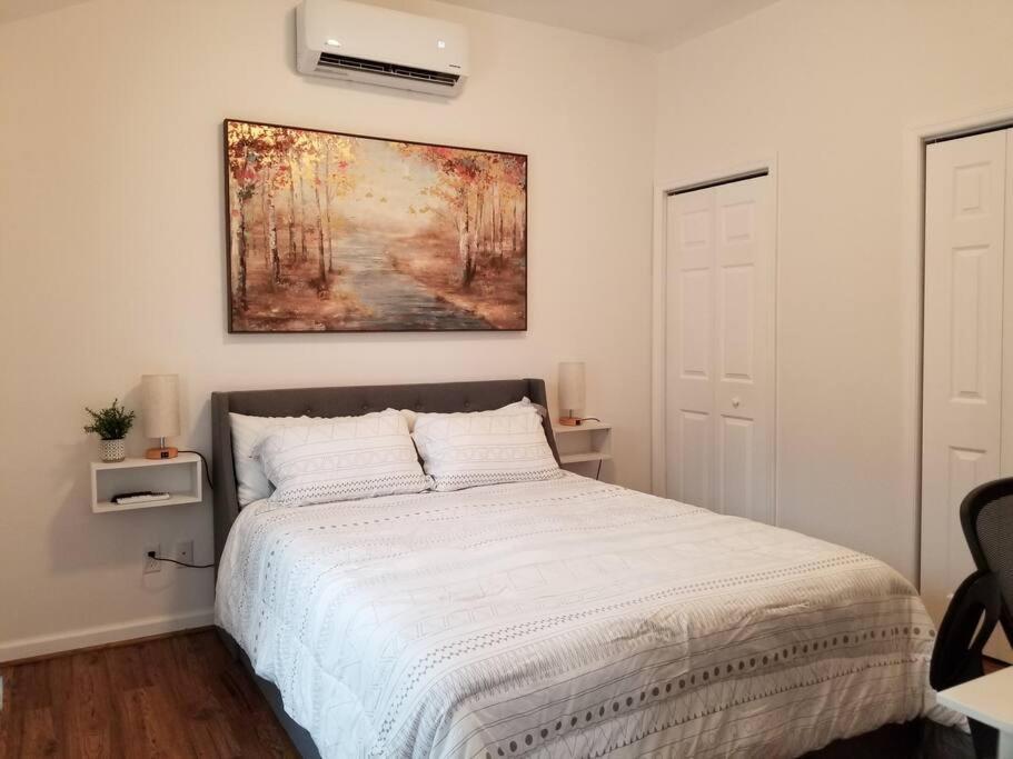 Cozy Spacious Cottage With Deck And Grill 피닉스시티 외부 사진